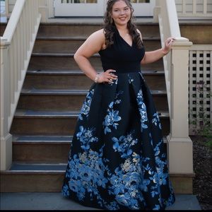 Selling my prom dress from last year!